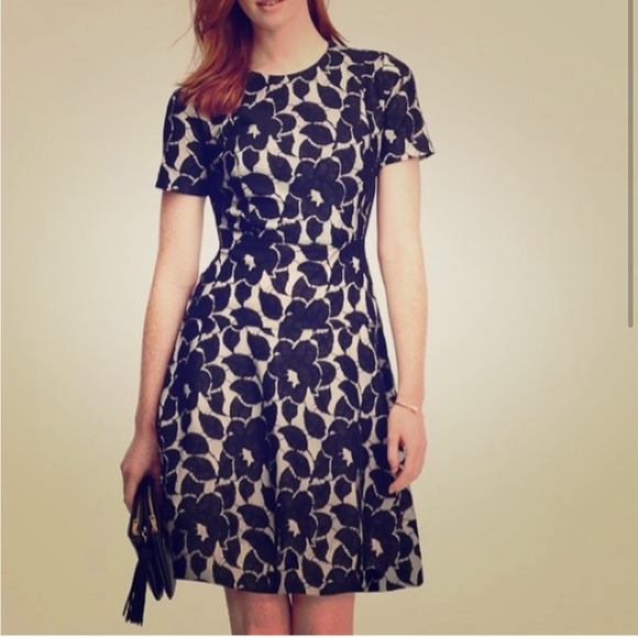 Ann Taylor Dresses & Skirts - Ann Taylor Lace Fit and Flare Midi Dress Black Feminine Floral Womens Size 00P